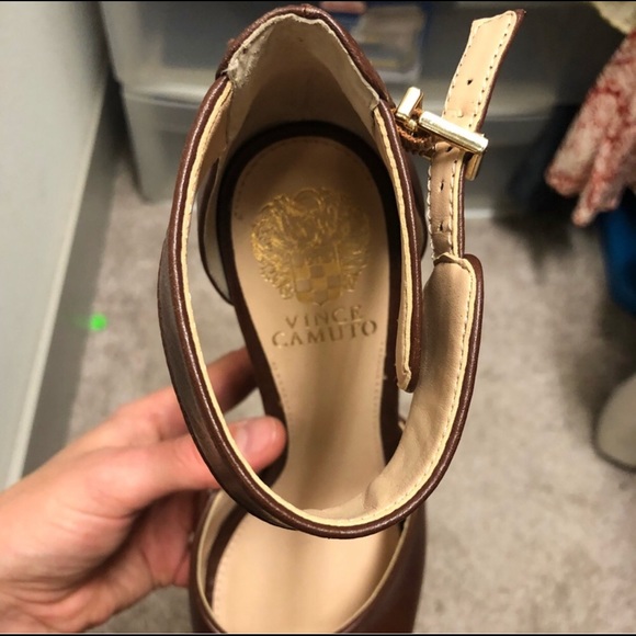 Vince Camuto heels - Picture 2 of 3